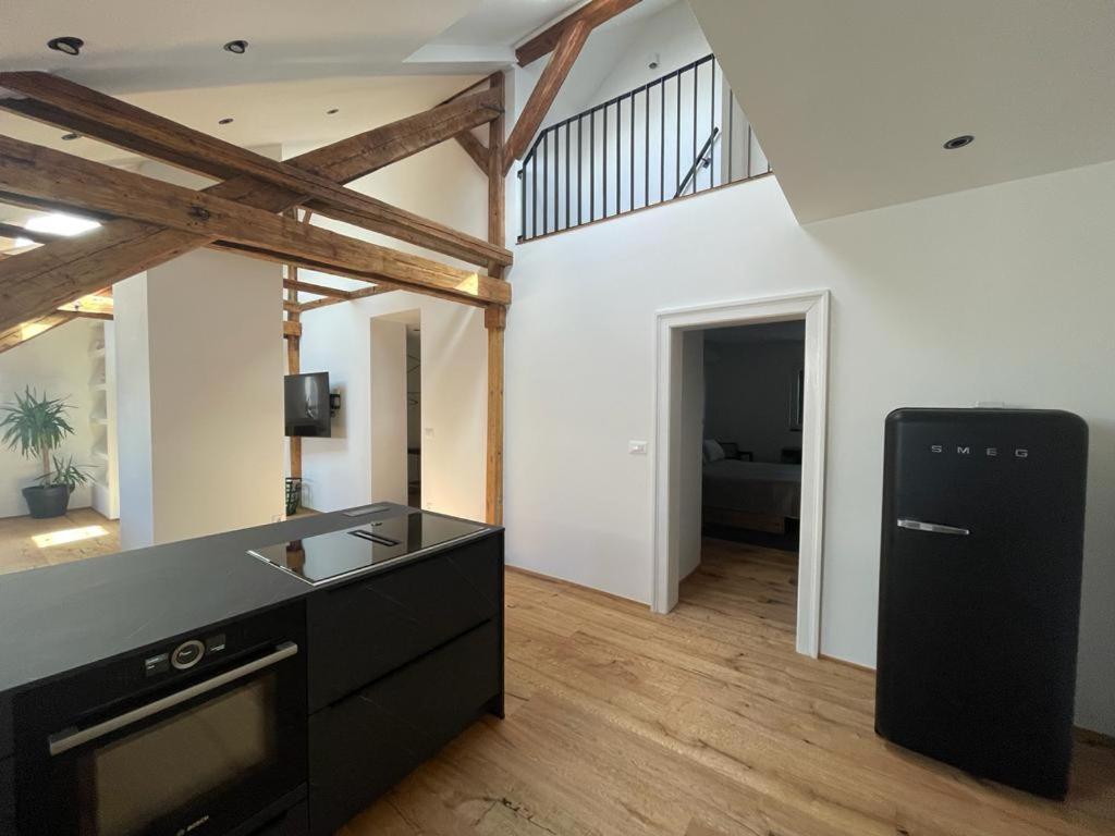 Split Rooftop Loft 外观 照片