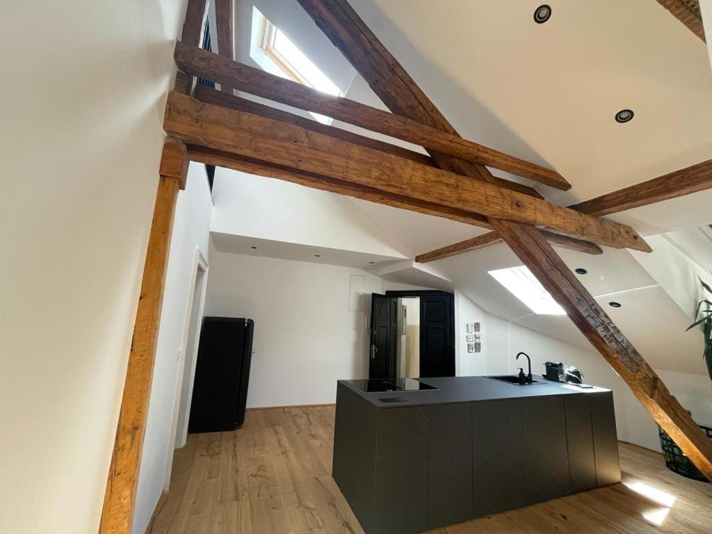 Split Rooftop Loft 外观 照片