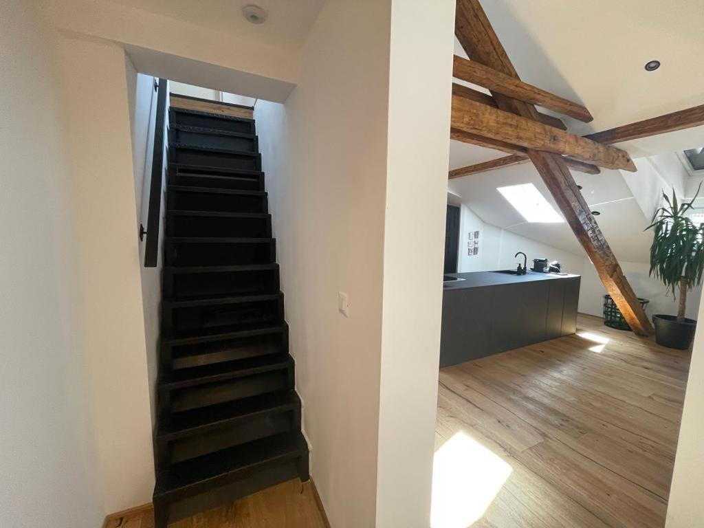 Split Rooftop Loft 外观 照片